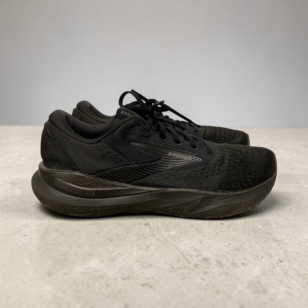 Brooks Adrenaline GTS 24 Mens Size 9.5 EU 43 Black Running Shoes (1104371D020)